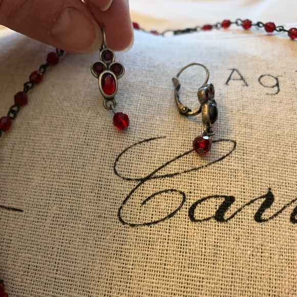 💰3 for 15💰 Necklace & earrings set - Picture 7 of 8